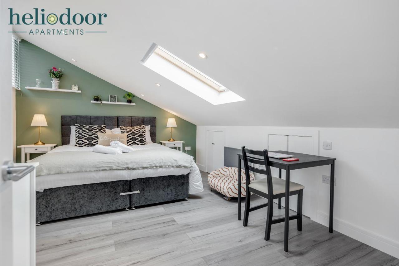 Milton Keynes Apartments, Sleeps Up To 5, Free Parking, Free Wifi & Movies, 7 Mins Drive To Milton Keynes Central Station For Direct Trains To London & The North Exterior photo
