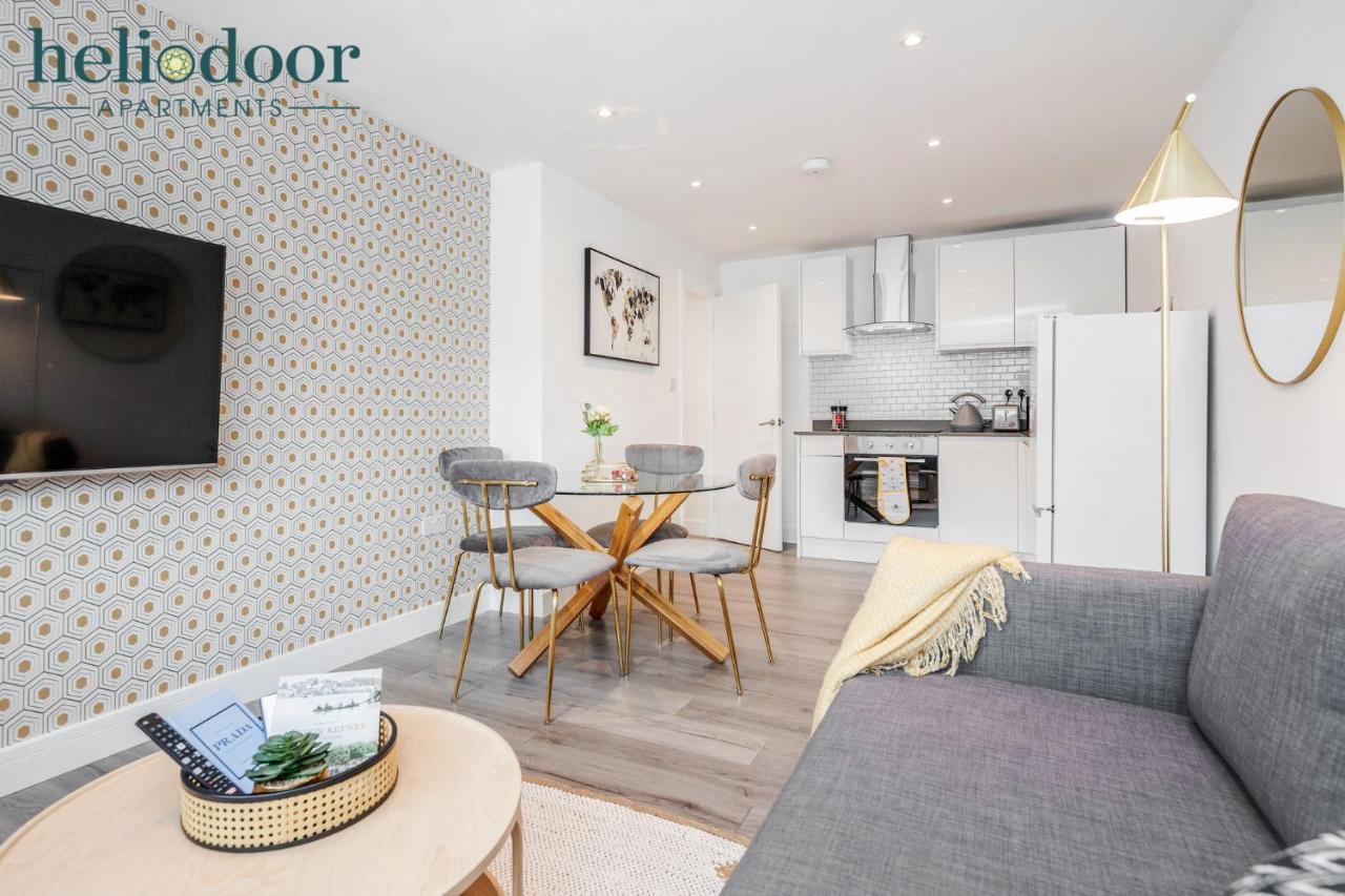 Milton Keynes Apartments, Sleeps Up To 5, Free Parking, Free Wifi & Movies, 7 Mins Drive To Milton Keynes Central Station For Direct Trains To London & The North Exterior photo