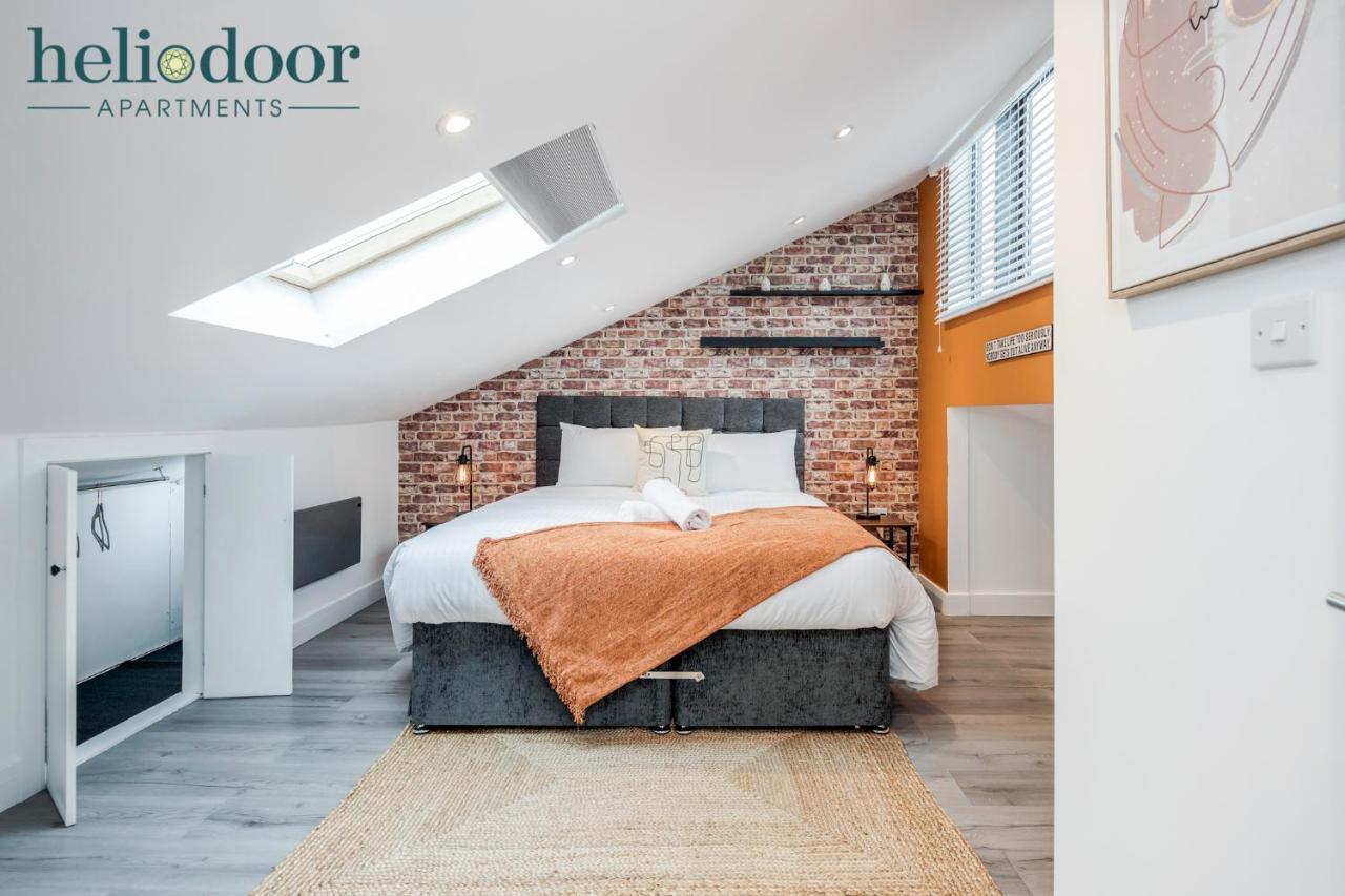 Milton Keynes Apartments, Sleeps Up To 5, Free Parking, Free Wifi & Movies, 7 Mins Drive To Milton Keynes Central Station For Direct Trains To London & The North Exterior photo